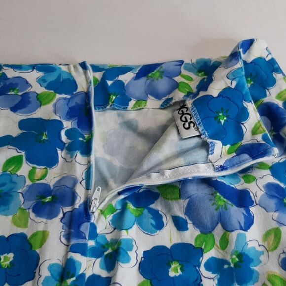 Briggs Blue floral sz 10 Skirt - Picture 6 of 8